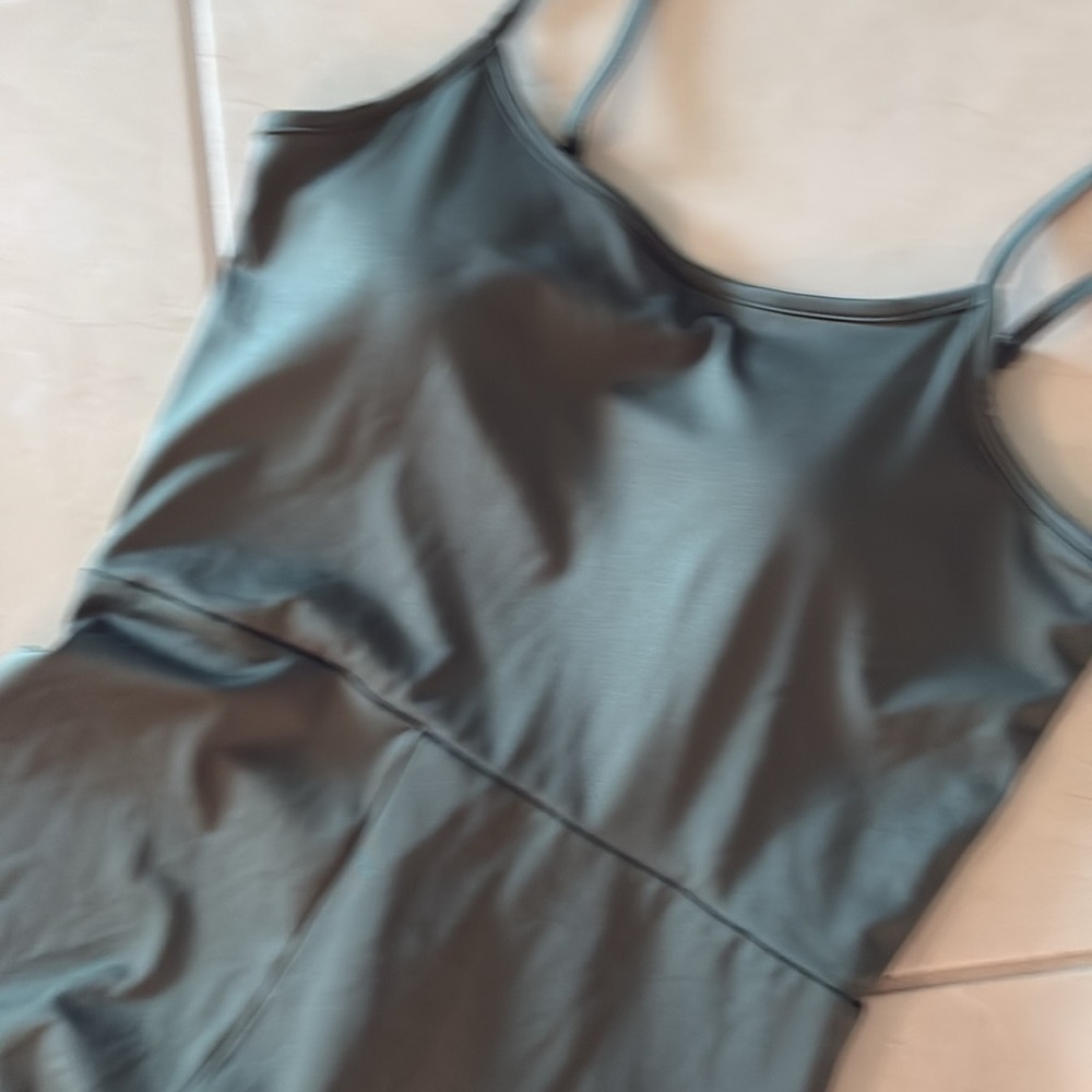 NWT medium green pants romper jumpsuit 853 - Picture 3 of 5